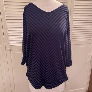 Lane Bryant 3/4 Sleeve Batwing V-Neck Striped Top - 18/20